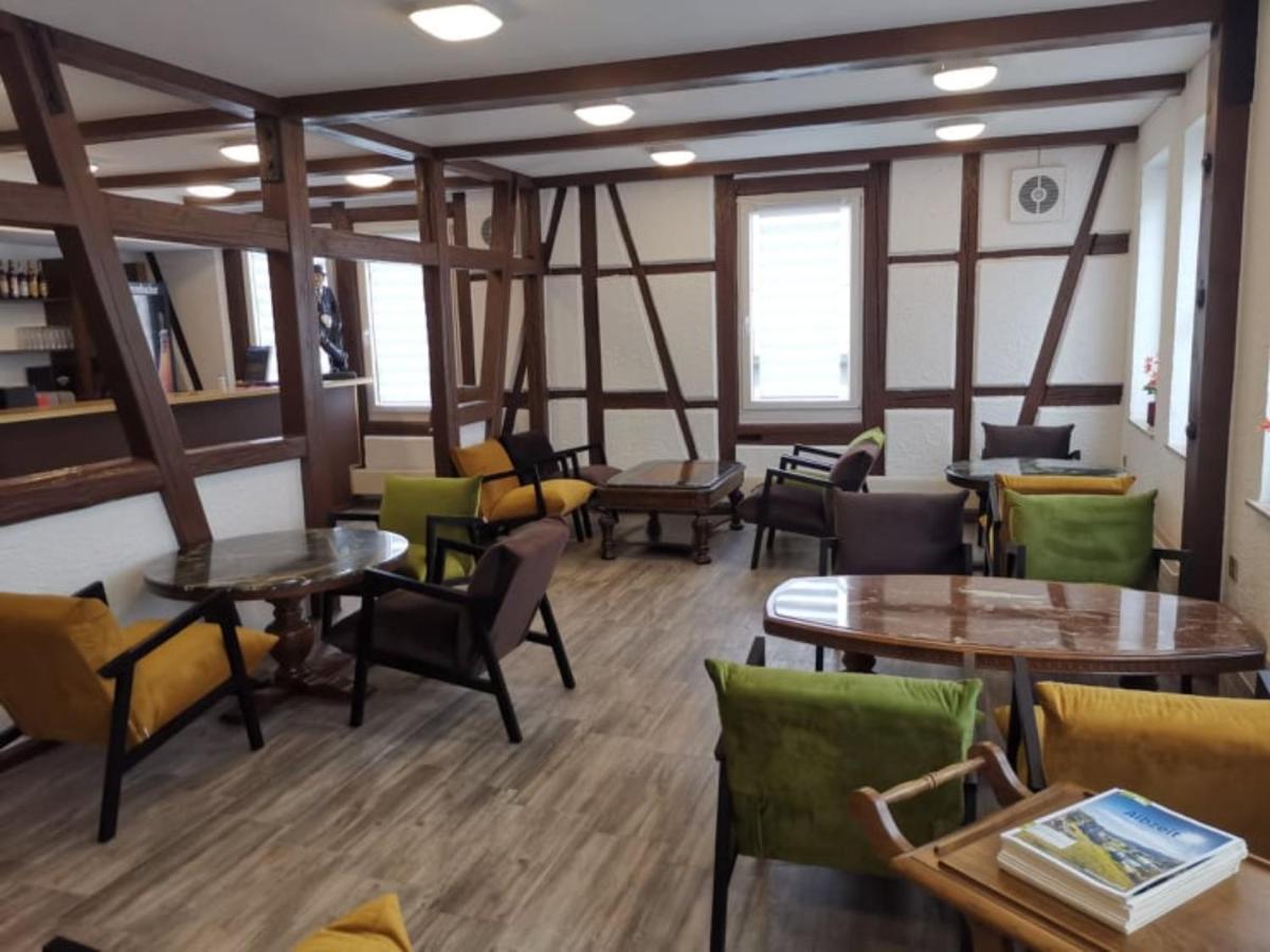 Hotel Zum Weissen Ochsen Άαλεν Εξωτερικό φωτογραφία