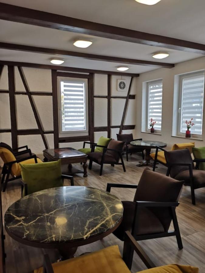Hotel Zum Weissen Ochsen Άαλεν Εξωτερικό φωτογραφία