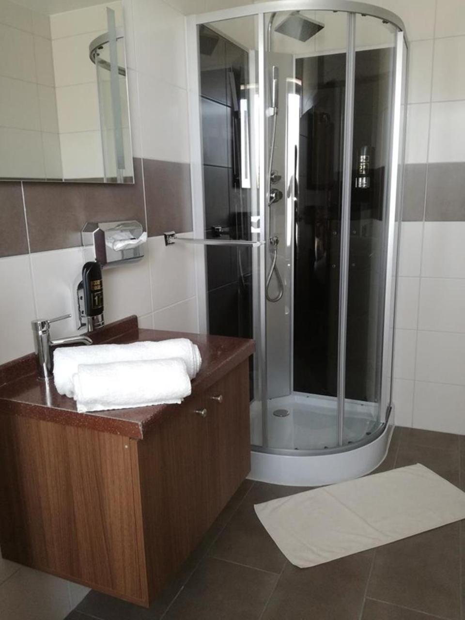 Hotel Zum Weissen Ochsen Άαλεν Εξωτερικό φωτογραφία