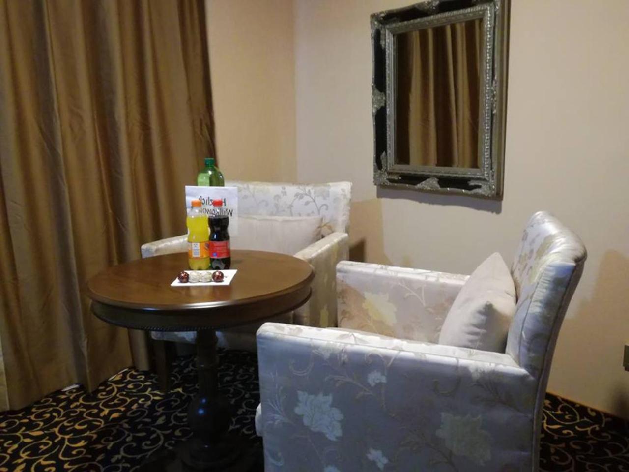 Hotel Zum Weissen Ochsen Άαλεν Εξωτερικό φωτογραφία
