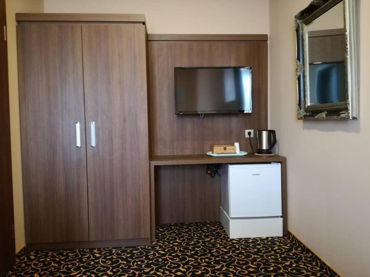 Hotel Zum Weissen Ochsen Άαλεν Εξωτερικό φωτογραφία